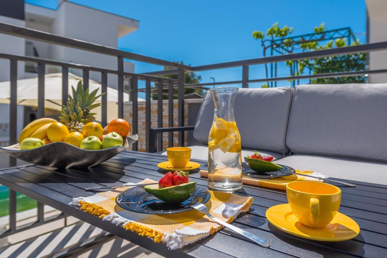 Villa Seaview With Pool - Apartment Cotton تروغير المظهر الخارجي الصورة