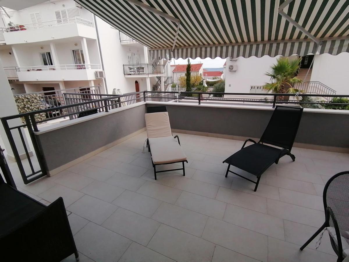 Villa Seaview With Pool - Apartment Cotton تروغير المظهر الخارجي الصورة